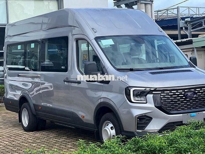 Ford Transit 18c Bạc,trắng giá tốt giao ngay