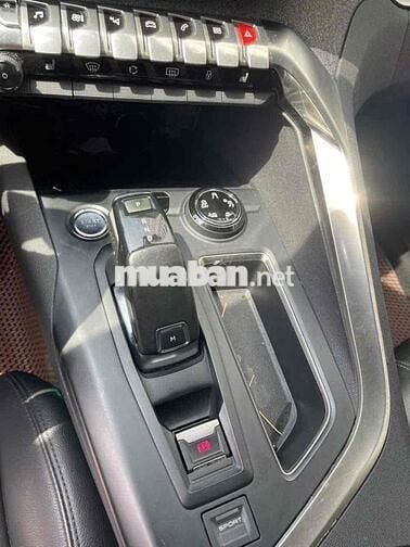 Peugeot 3008 1.6AT, sx 2018, 1 chủ, đi 97.000km