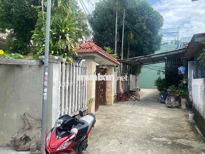 Kiệt Ôtô Nguyễn Duy Trinh giá *** thị trường