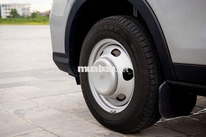 Ford Transit 18c Bạc,trắng giá tốt giao ngay