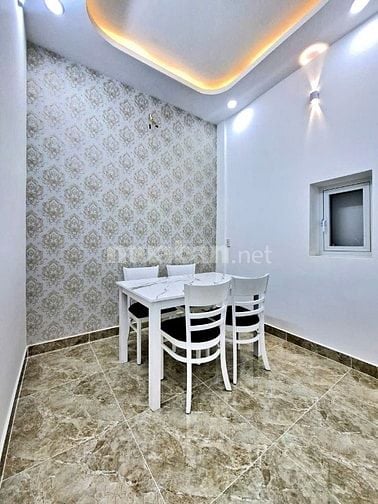 BÁN NHÀ RỘNG ĐẸP MỚI HOÀN THIỆN HẺM 3M