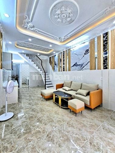 BÁN NHÀ RỘNG ĐẸP MỚI HOÀN THIỆN HẺM 3M