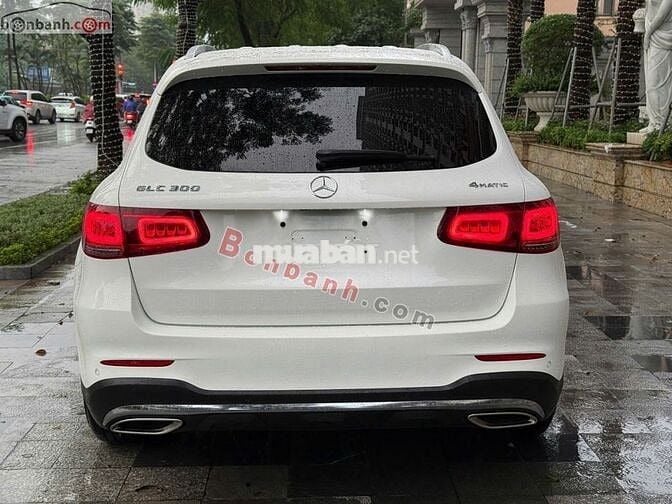 Xe Mercedes Benz GLC 300 4Matic 2019