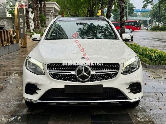 Xe Mercedes Benz GLC 300 4Matic 2019