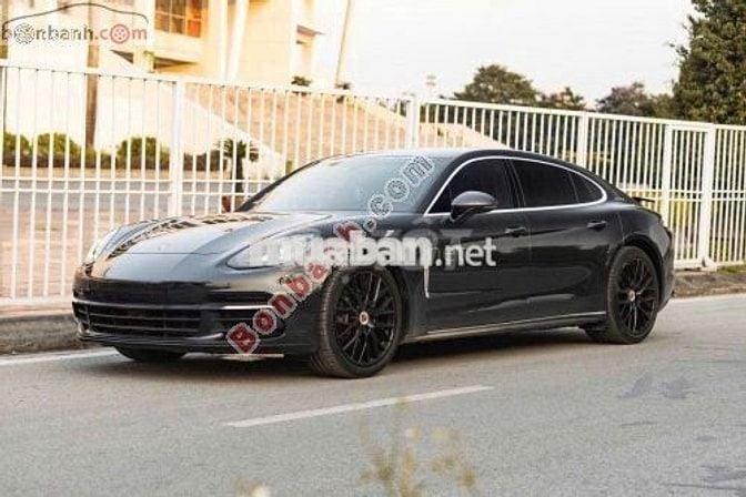 Xe Porsche Panamera 4 Executive 2018