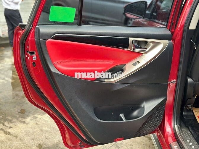 Toyota Innova 2020 Venturer - 63270 km