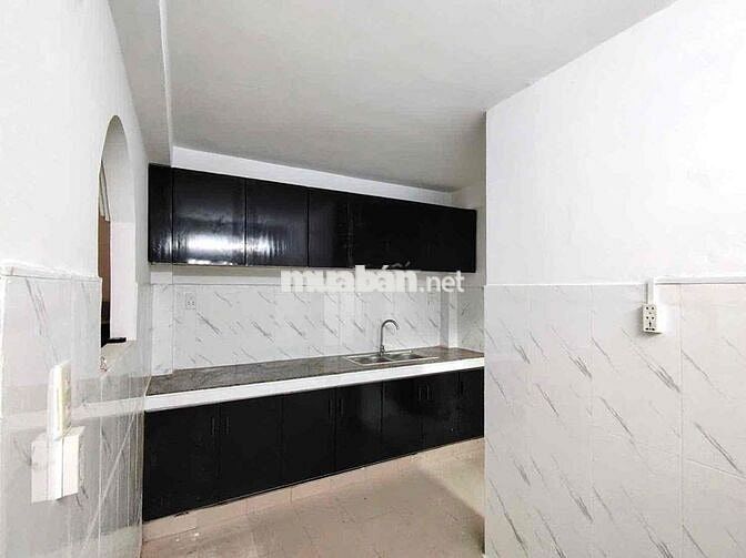 💎 💎 💎 TRỆT LỬNG LẦU 4,2❌10M CÓ 3PN 2WC SẴN MÁY LẠNH GẦN BV 175 GV