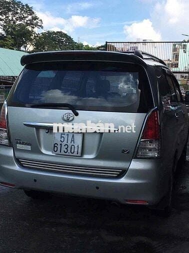 Toyota INNOVA 2009 tự động xe đẹp