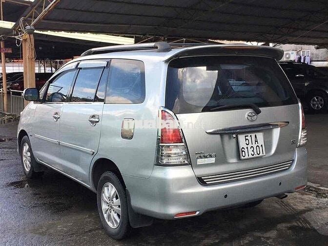 Toyota INNOVA 2009 tự động xe đẹp