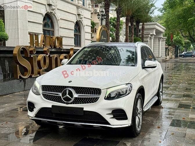Xe Mercedes Benz GLC 300 4Matic 2019