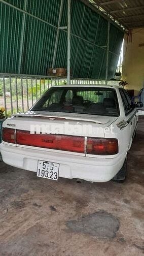 Bán Mazda 323 đời 323.Xe còn đẹp máy chất lợi xăng