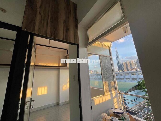 sang nhượng CHDV trên đường Ung văn khiêm