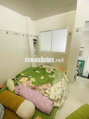 PHONG PHÚ, QUẬN 8 – NHÀ 3 TẦNG ĐẸP GIÁP QUẬN 5 – NHỈNH  3 TỶ  - Ở NGAY