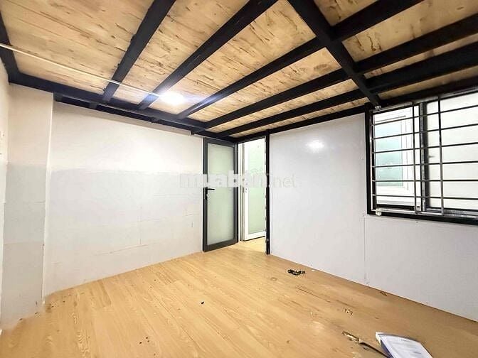 sang nhượng CHDV trên đường Ung văn khiêm