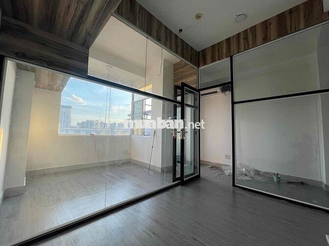 sang nhượng CHDV trên đường Ung văn khiêm