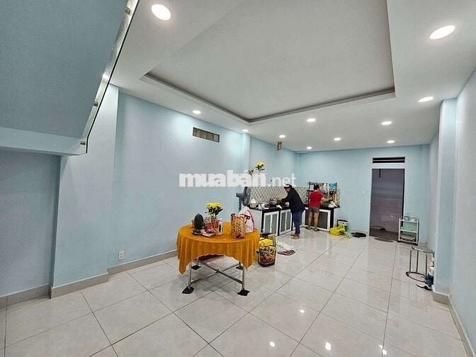 Nhà mới đẹp y hình 4 x 23 có 2pn 3wc sân thượng