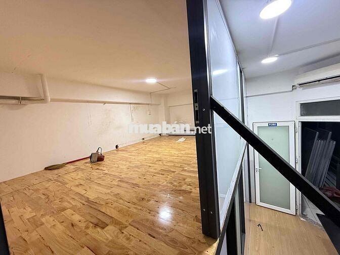 sang nhượng CHDV trên đường Ung văn khiêm