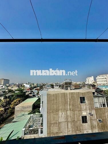 PHÒNG TRỌ BAN CÔNG SIÊU TO SIÊU THOÁNG GẦN TRƯỜNG NTT