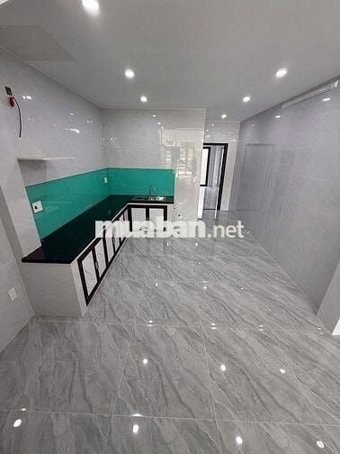 NHÀ GÁC ĐÚC MẶT TIỀN TRƯỜNG CHINH