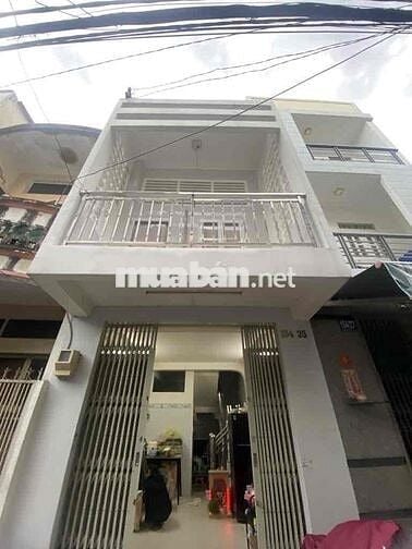 PHONG PHÚ, QUẬN 8 – NHÀ 3 TẦNG ĐẸP GIÁP QUẬN 5 – NHỈNH  3 TỶ  - Ở NGAY