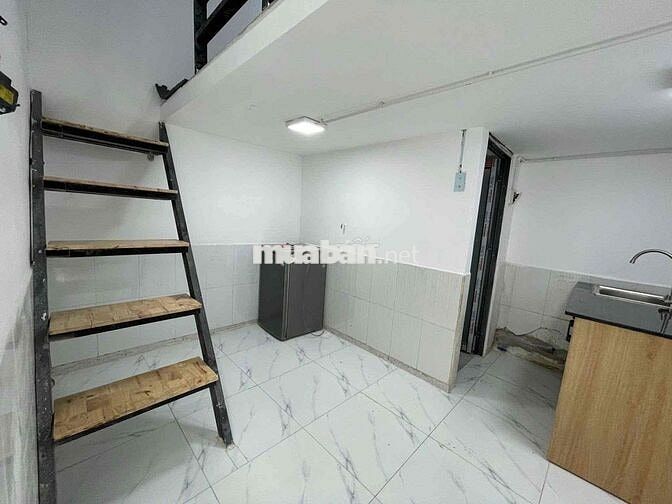 sang nhượng CHDV trên đường Ung văn khiêm