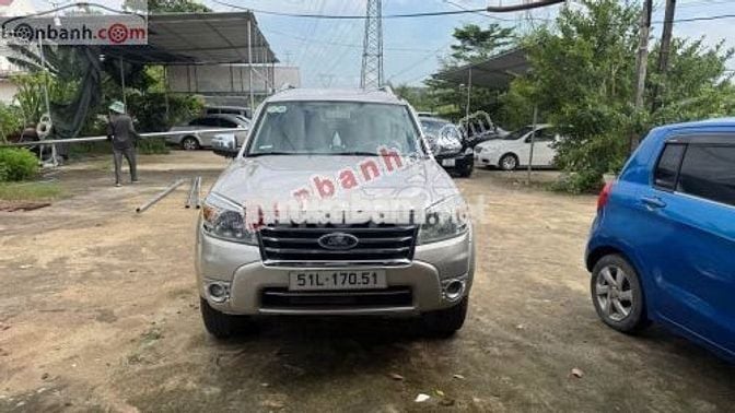 Ford Everest 2.5L 4x2 MT 2009