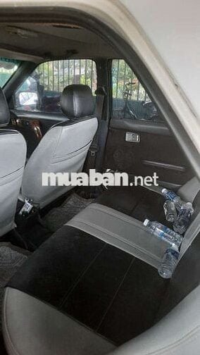 Bán Mazda 323 đời 323.Xe còn đẹp máy chất lợi xăng