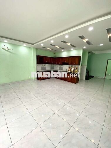 Cho thuê nhà 6 x 20 có 3 lầu 5pn 5wc sân thượng