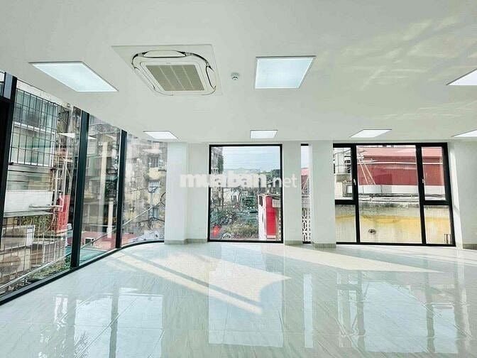 Chính chủ cho thuê sàn văn phòng tại Láng Hạ 100m2 giá 18t giá cực rẻ