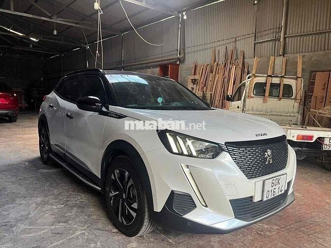 Peugeot 2008 2021 GT Line 1.2 AT - 23000 km