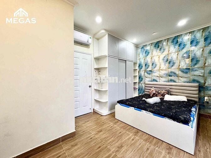 STUDIO MỚI CÓ BAN CÔNG MẶT KÍNH - FULL NỘI THẤT - 796 LÊ ĐỨC THỌ