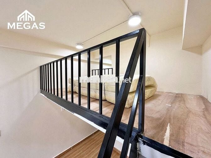 DUPLEX NGAY CMT8, Q3, ĐẦY ĐỦ NỘI THẤT, MỚI, GIÁ SIÊU MỀM