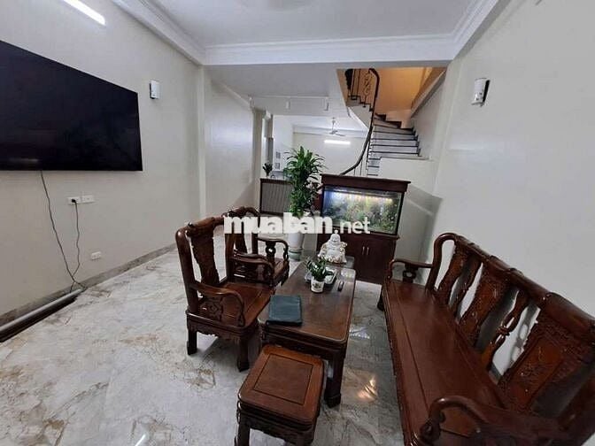 Bán nhà dân xây Ngọc Lâm, gần Phố, DT 58m2, 4 tầng, giá chỉ 12 tỷ