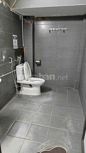Cho thuê nhà ngõ 110 Trung Kính, DT 92m2 x 5 Tầng, Mặt tiền 4.5m, 9P