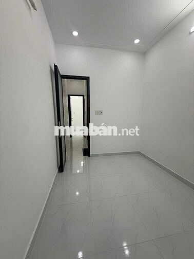 BÁN NHÀ NGỘP , SHR,  HẺM 237/ HÒA BÌNH RICHSTAR, DTSD 42M2 CHỈ 2TỶ 85