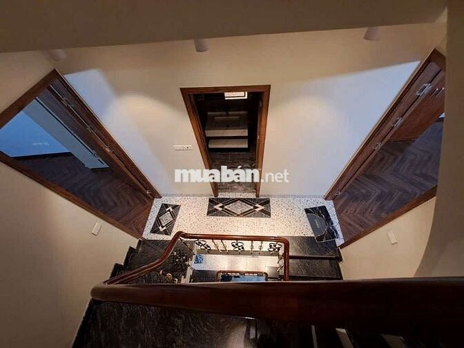 Bán nhà dân xây Ngọc Lâm, gần Phố, DT 58m2, 4 tầng, giá chỉ 12 tỷ