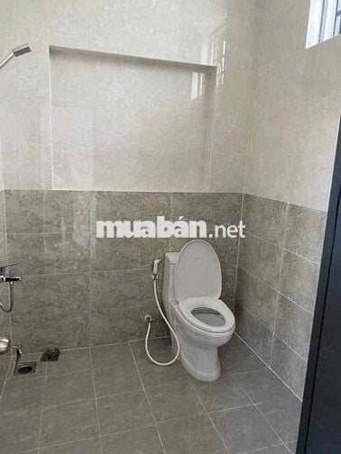 NHÀ CHO THUÊ HIỆP THÀNH 2 PHÒNG NGỦ 1 TRỆT 1 LẦU SẴN RÈM & MÁY LẠNH