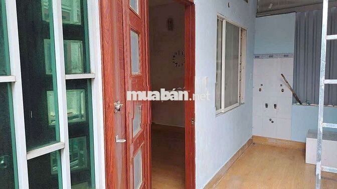 Cho thuê nhà nguyên căn.Đường Cách Mạng Tháng Tám.Phường 15 Q.10