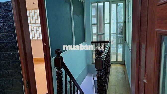 Cho thuê nhà nguyên căn.Đường Cách Mạng Tháng Tám.Phường 15 Q.10