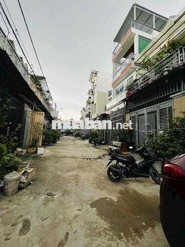 Nhà Đẹp Xe Hơi tận nơi tại thạnh lộc Quận 12