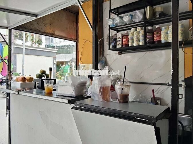 SHARE MẶT BẰNG VỪA Ở VỪA  KINH DOANH SẦM UẤT QUẬN 7 CHỈ 6 TRIỆU THÁNG