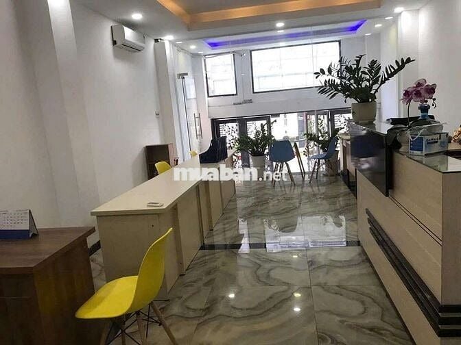 SHARE MẶT BẰNG VỪA Ở VỪA  KINH DOANH SẦM UẤT QUẬN 7 CHỈ 6 TRIỆU THÁNG