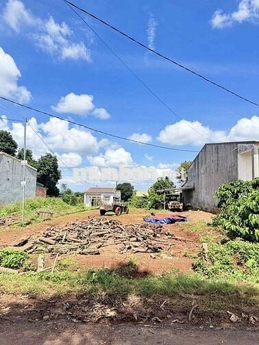 MẶT TIỀN KINH DOANH GÓC 2MT ĐƯỜNG NHỰA A1 THÔN 4 CƯEBUR PHƯỜNG BMT