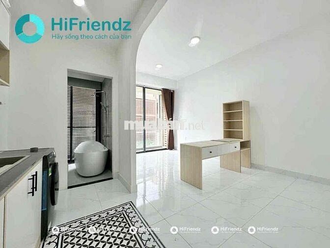 Căn Hộ Ban Công Gần Hàng Xanh Tiện Qua Q1, Gần ĐH Hutech, GTVT