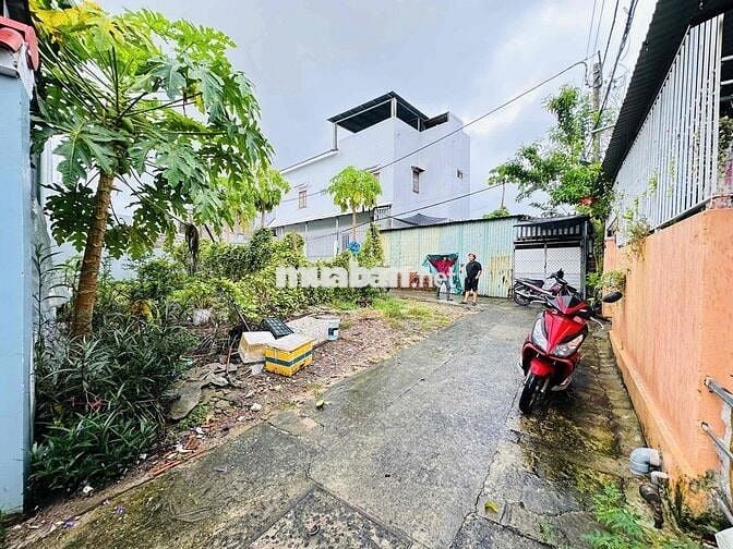 TÔI CẦN BÁN NHANH LÔ ĐẤT KIỆT GẦN BIỂN 200m