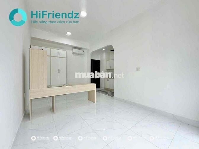 Căn Hộ Ban Công Gần Hàng Xanh Tiện Qua Q1, Gần ĐH Hutech, GTVT