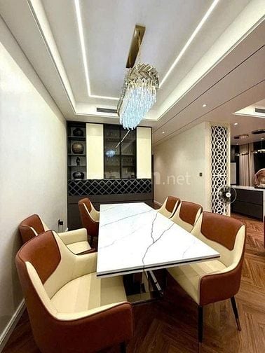 Nhà em bán lại căn hộ 2PN 75m2 giá hơn 5 tỷ tòa CT1 Thành phố Giao lưu