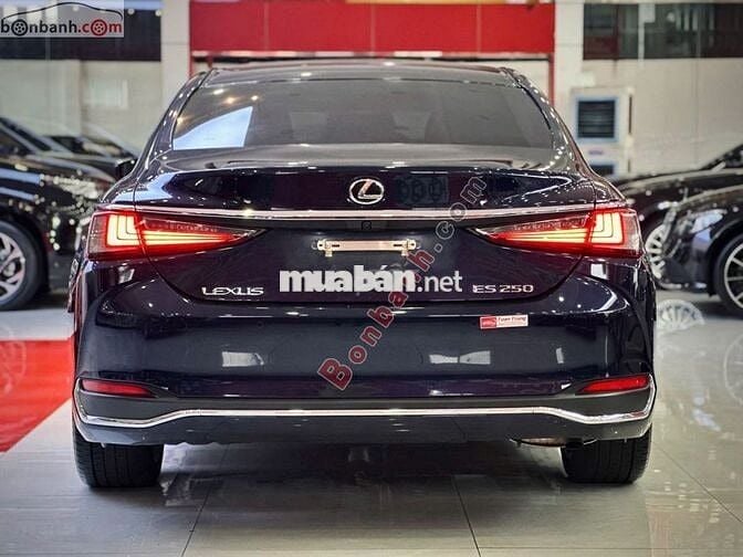 Lexus ES 250 2022 - 2 Tỷ 99 Triệu