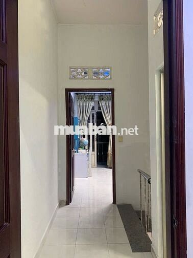 Chính chủ cho thuê nhà DT:4,2x10 giá 8,5tr/thg lầu ,HBC,TĐ