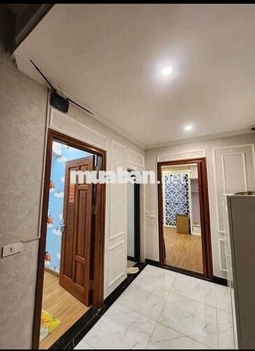 Tôi cần bán nhà Liên Cơ Nguyễn Cơ Thạch, 6tầng full nội thất.